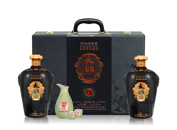 附近咸亨酒店太雕黄酒回收太雕2007原酿礼盒1.5kg*2糯米酒半甜绍兴黄酒行情价格